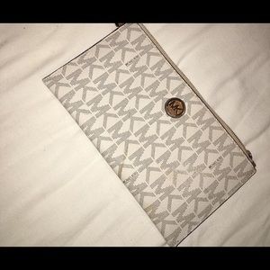 Michael Kors Clutch